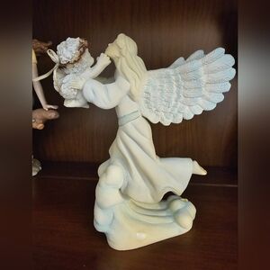 On Wings Of Love Dreamsicles & Angel. Figurine Sculpture -  Home Art 9" Tall